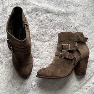 Gianni Bini booties